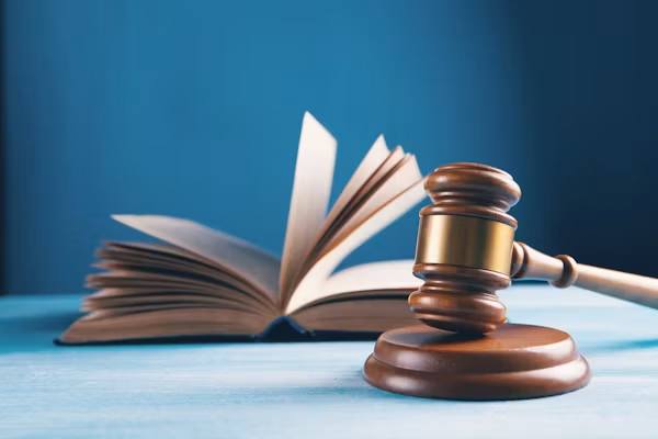 Criminal Lawyers in North Bay Deal with More than Courtroom Arguments
